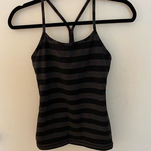 Lululemon Y tank top size 4